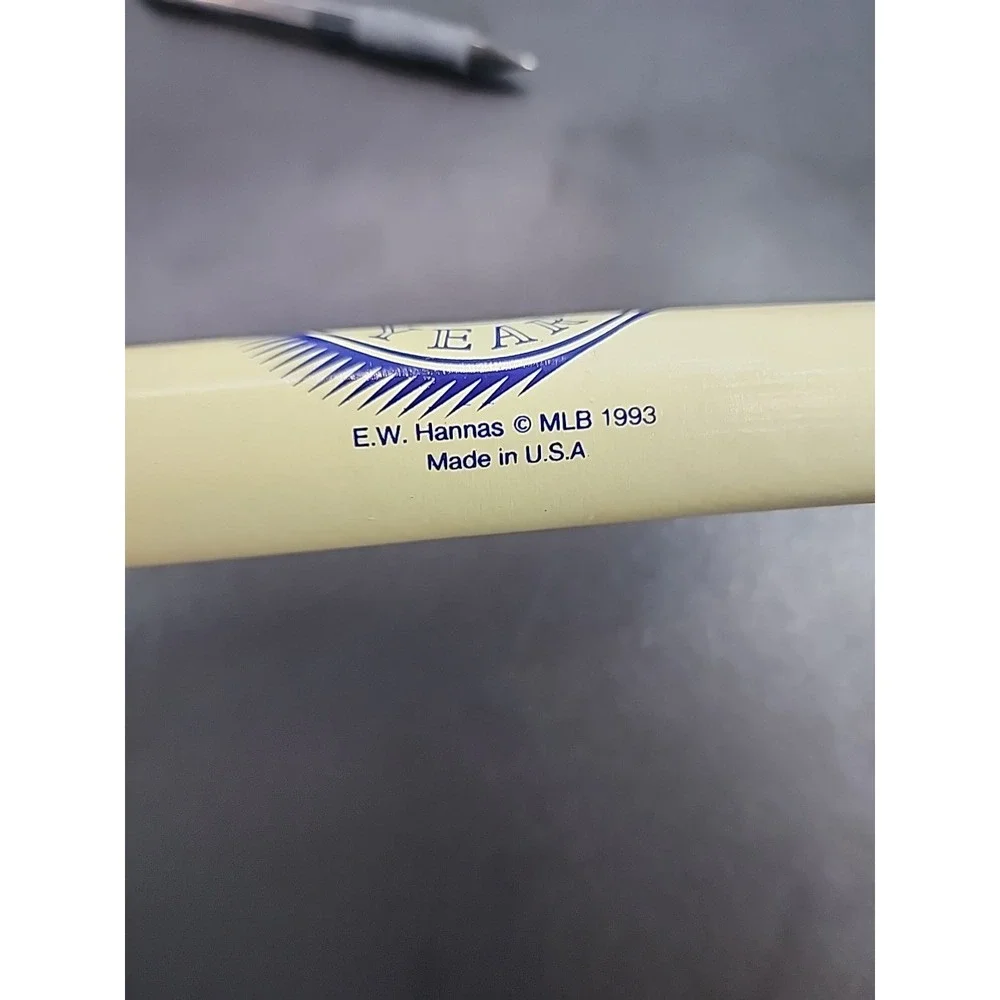 Mini Colorado Rockies 22 Inch Bat 1993 Inaugural Season MLB Stadium Vintage - Picture 4 of 7